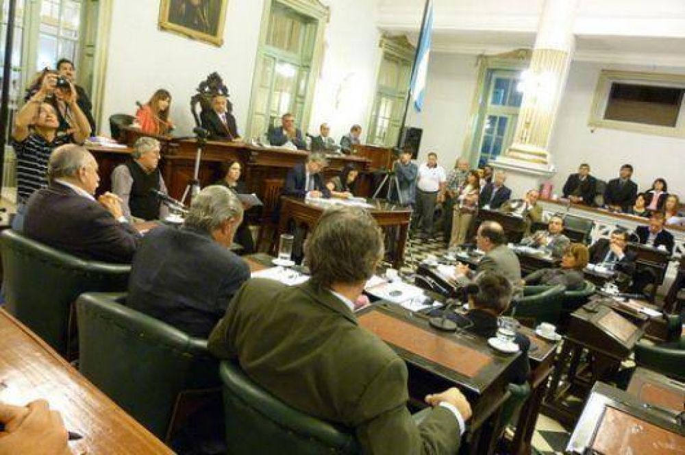 Diputados considera hoy nuevos juicios
