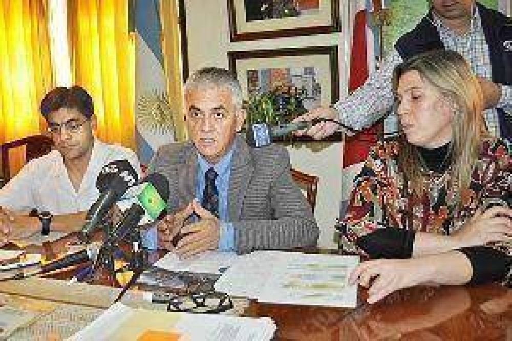 Doce muertos por gripe A y Santiago sale a vacunar casa por casa