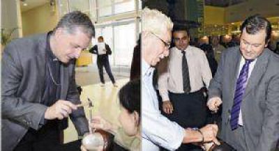 Santiago dej� sus huellas en el c�liz