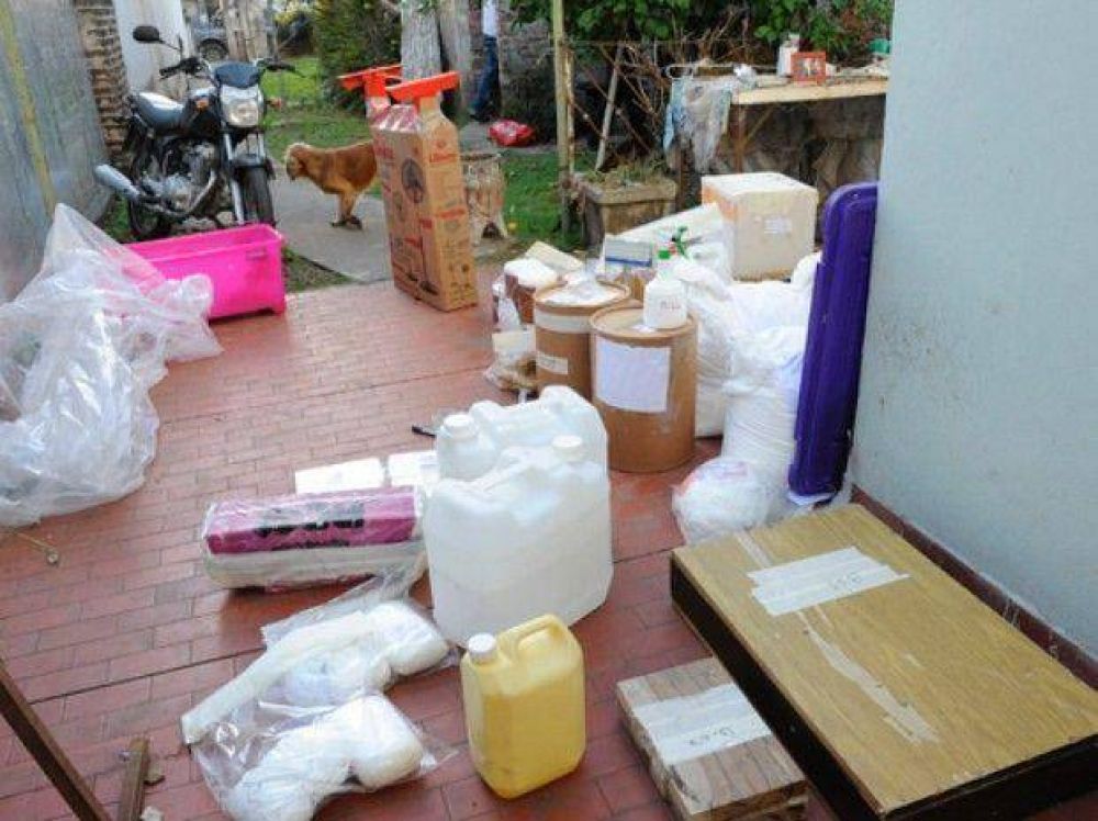 Procesaron a 11 integrantes de una banda que produc�a y vend�a drogas