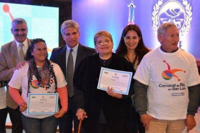 Durante la presentaci�n del Carnaval se firmaron cuatro importantes decretos