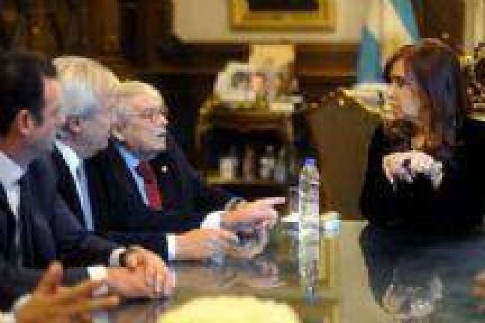 Juan Carlos Romero for sale: Se vende el Lear Jet privado del senador