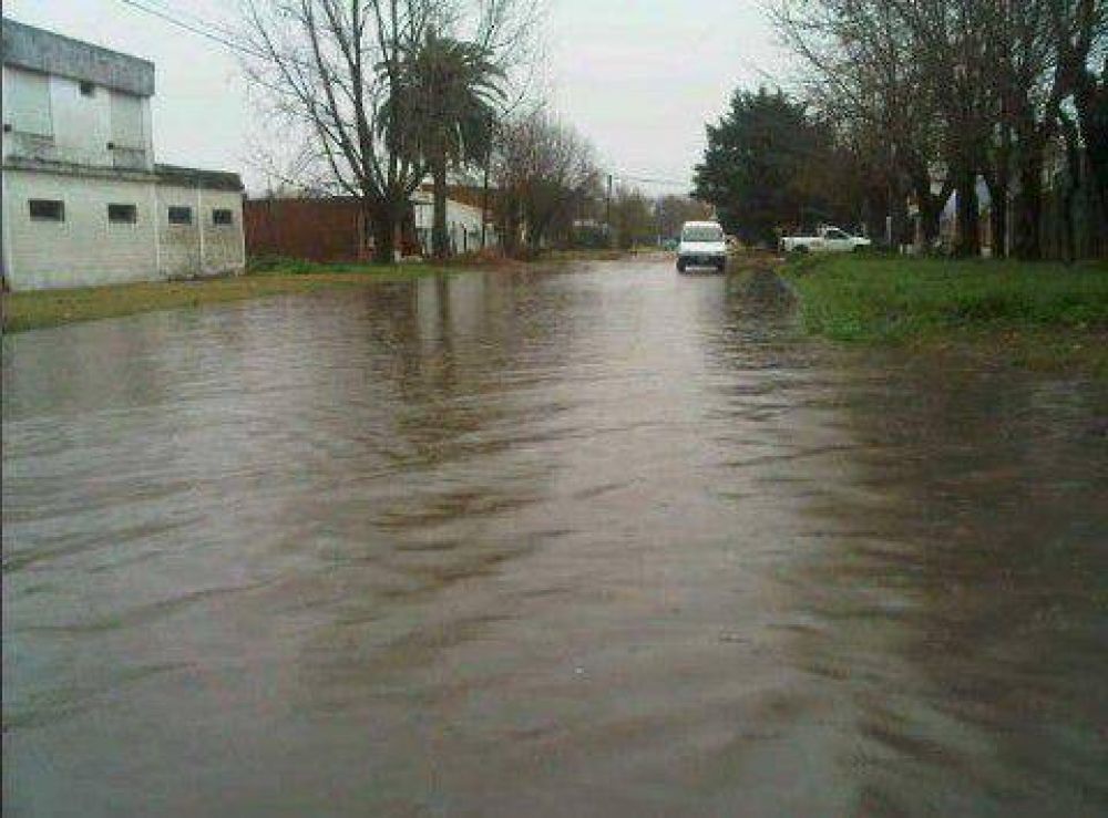 Brandsen: lomos de burro y bocas de tormenta en la mira, tras reciente anegamiento de calles