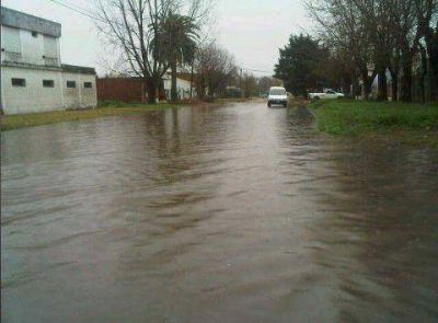 Brandsen: lomos de burro y bocas de tormenta en la mira, tras reciente anegamiento de calles