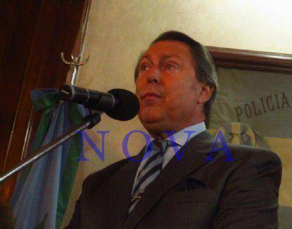 Las soluciones de Casal: proh�ben balas de goma y al p�blico visitante