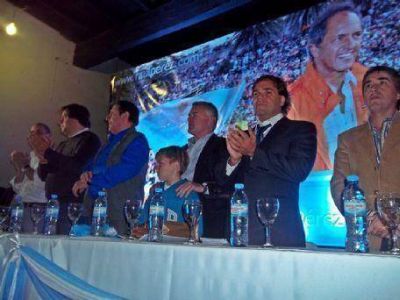 Con la mira puesta en las internas, Ra�l P�rez lanz� su espacio para respaldar a Daniel Scioli