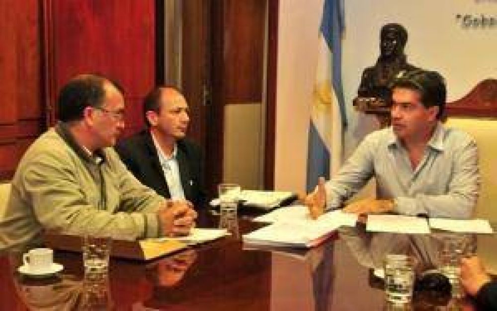 El Gobierno apoyar� el proyecto elaborado para fortalecer el trabajo de la Fundaci�n Gast�n
