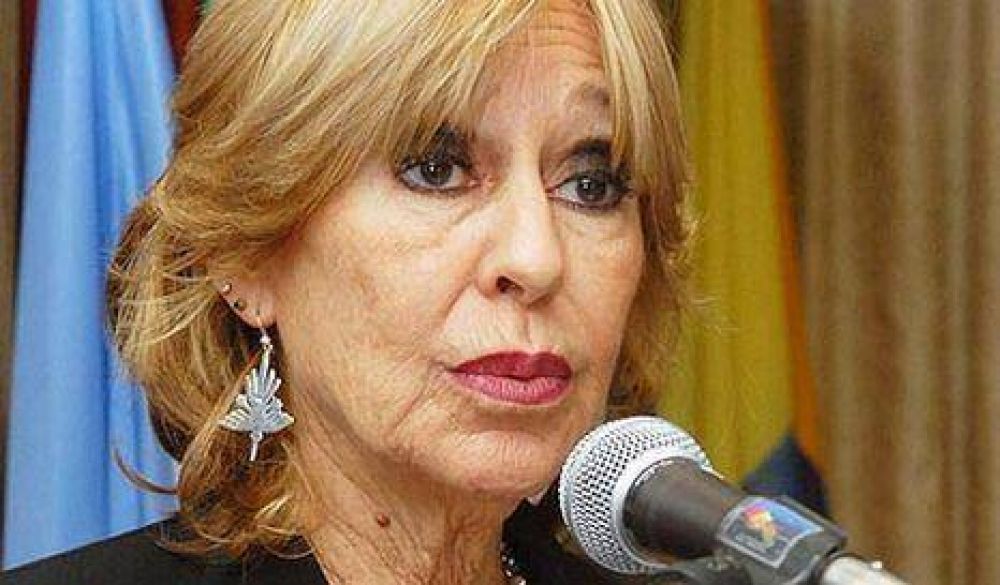 La Directora del INDEC volvi� a cruzar a Macri