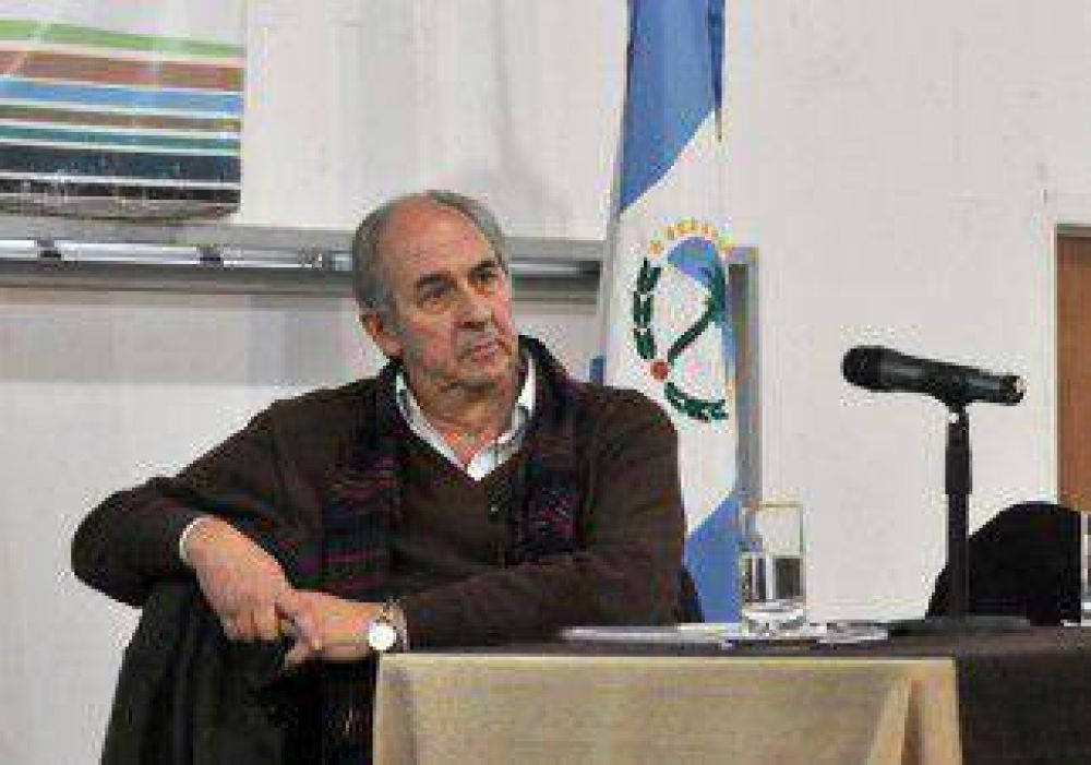 Contrapunto por la expropiaci�n de YPF 