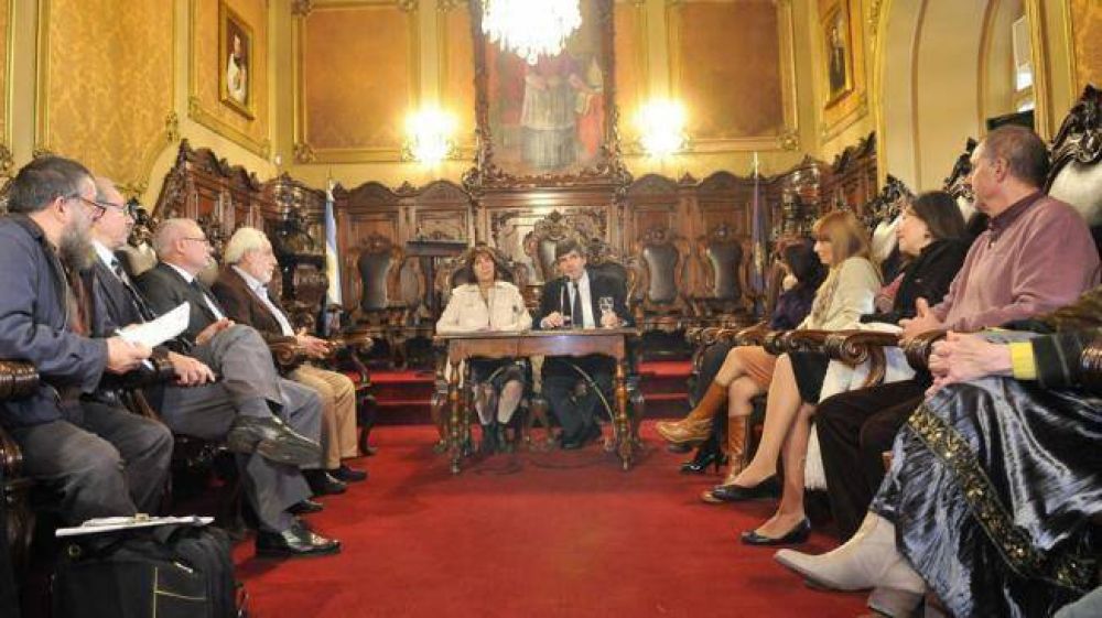 Locro popular y 60 rectores del mundo en los 400 a�os de la UNC