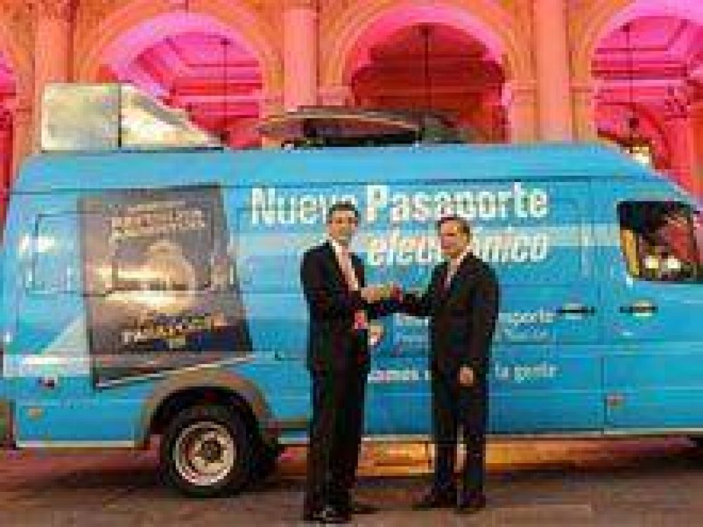 R�o Negro recibe una unidad m�vil para tramitar DNI
