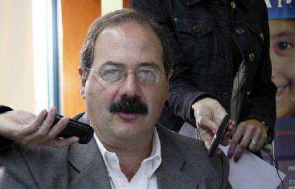 Delfino falt� a la cita con concejales por la crisis en la salud
