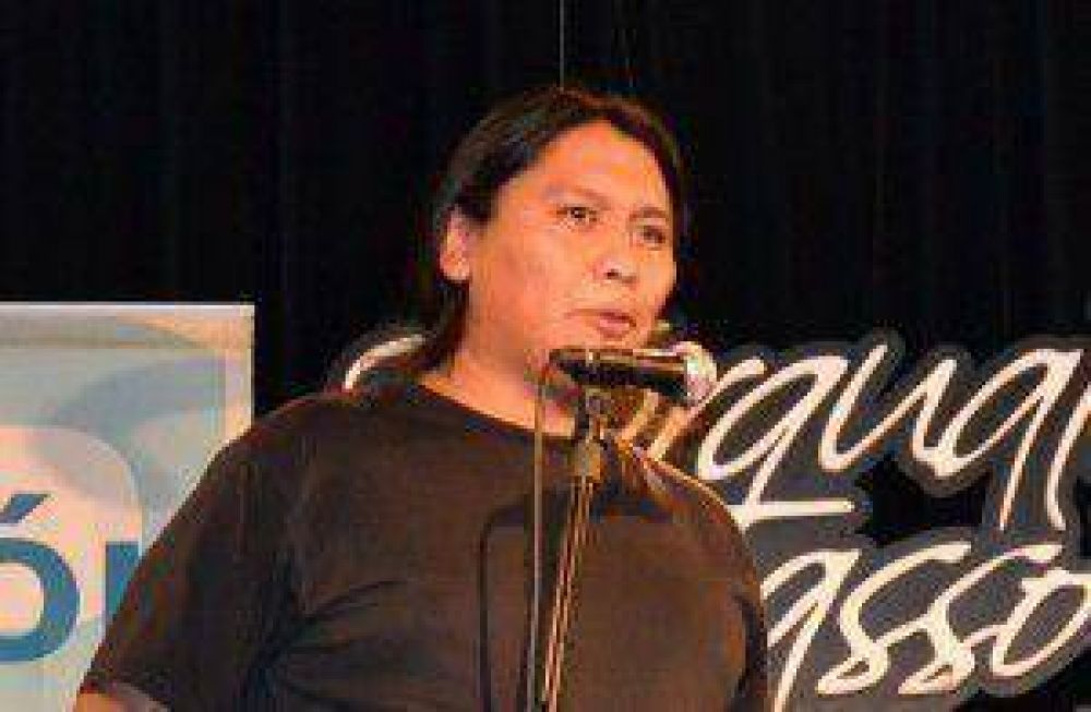 Dirigente ind�gena vincula el contexto critico qom a �sotanas y ong opositoras�