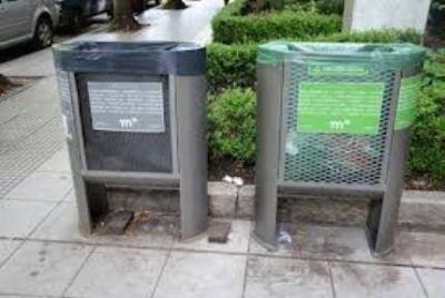 Ahora Pulti multar� a quienes no separan la basura en bolsas verdes y negras ��Tan en rojo est� la Comuna?