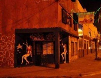Whisker�as: contin�an los controles y meretrices iniciaron otras actividades