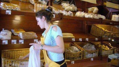 Preocupante: el kilo de pan trepar�a hasta los 18,50 pesos en Tucum�n