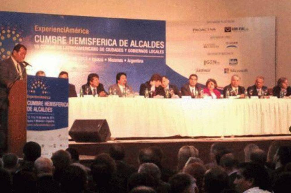 Capitanich en el Congreso Latinoamericano de ciudades y gobiernos locales