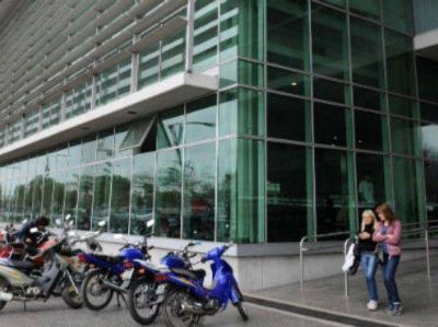 Un adolescente de 15 a�os fue baleado en la zona sudoeste de Rosario