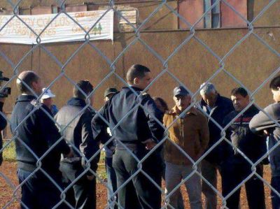 Cer�mica Fighiera qued� al borde del desalojo por una orden judicial