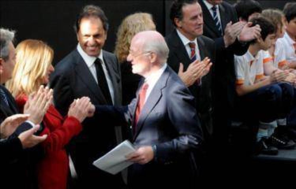 Scioli por la educaci�n t�cnica y la reindustrializaci�n