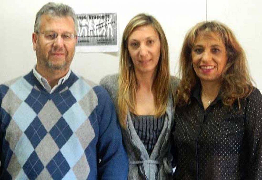 Primeras egresadas de la Licenciatura en Relaciones Laborales