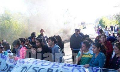 El Parque Industrial estuvo sitiado 13 horas y fue un caos