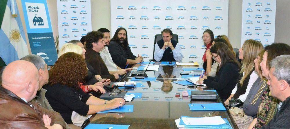 Katopodis present� el Plan Integral de Educaci�n en San Mart�n