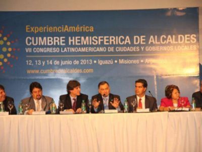 Cumbre de alcaldes en Iguaz�