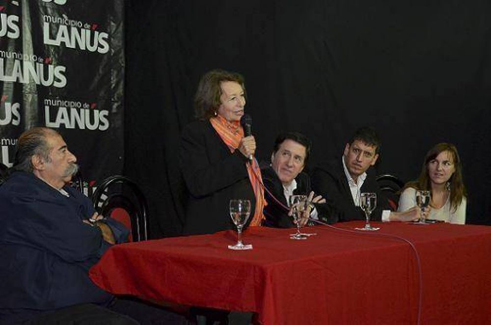 LANZAMIENTO DEL PLAN NACIONAL EDUCATIVO E INCLUSIVO �ELLAS HACEN�