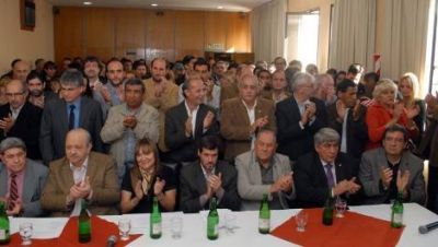 Con cr�ticas al Gobierno, se lanz� el nuevo Frente C�vico