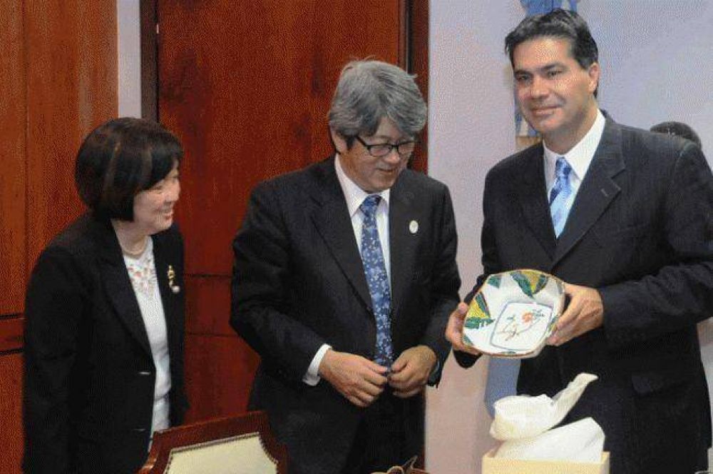 Capitanich y Mizukami analizaron probables convenios de cooperaci�n