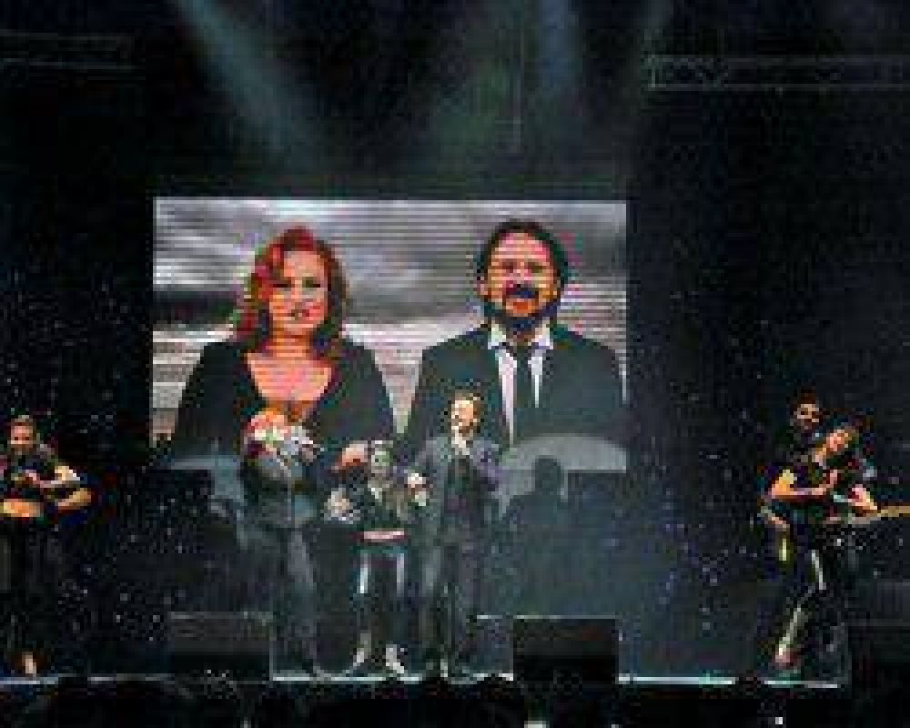 Pimpinela fue furor en el cierre de la gala