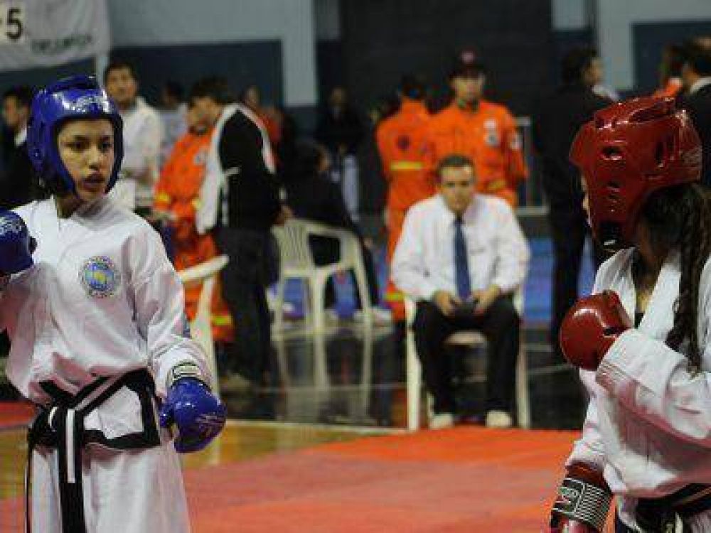 EXITOSO TORNEO DE TAEKWONDO SE REALIZ� EN MAR DEL PLATA