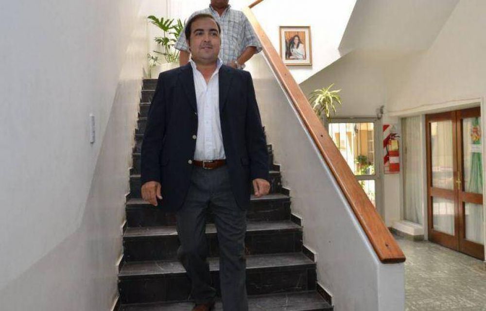 Verg�s fuera de las alianzas K porque �no hubo unidad�
