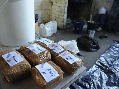 Desbarataron una "cocina" de coca�na en la zona sur de Rosario que estar�a vinculada a Los Monos