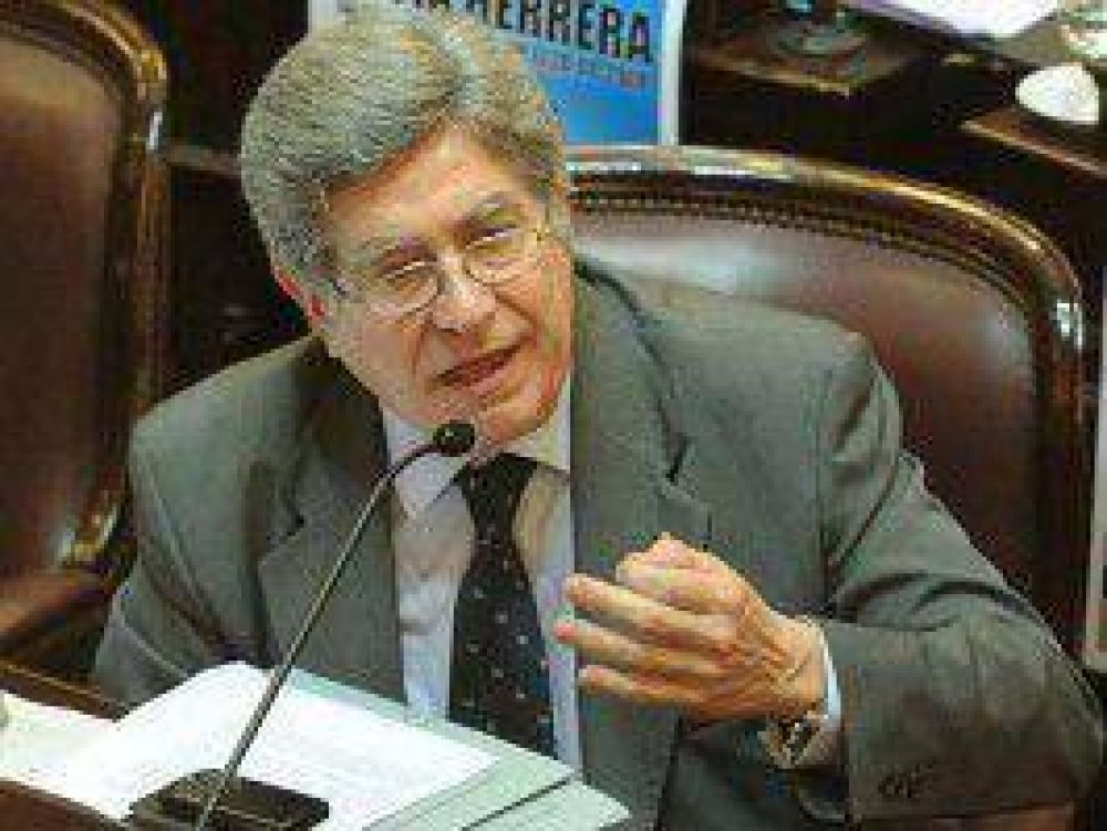 Fuentes dice que hay clima de golpe de Estado