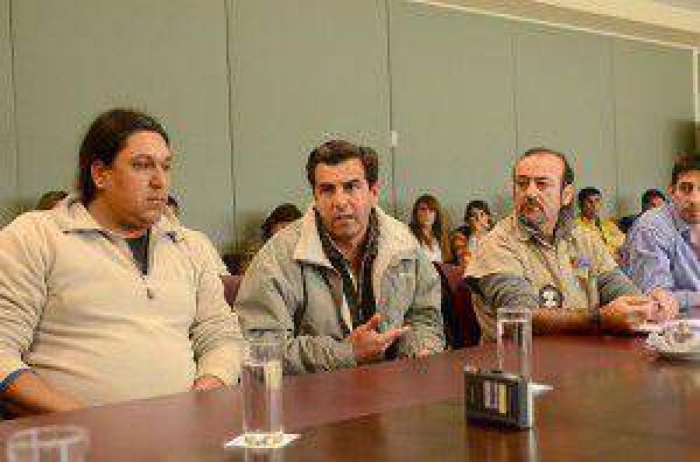 Trabajadores de Molarsa realizar�n una actividad ma�ana en el puente Neuqu�n-Cipolletti
