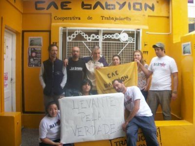 Cae Babylon festeja junto a Cuatro pesos de propina sus seis a�os de autogesti�n