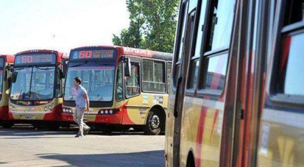 La l�nea 60 brinda un servicio especial para los usuarios del Sarmiento