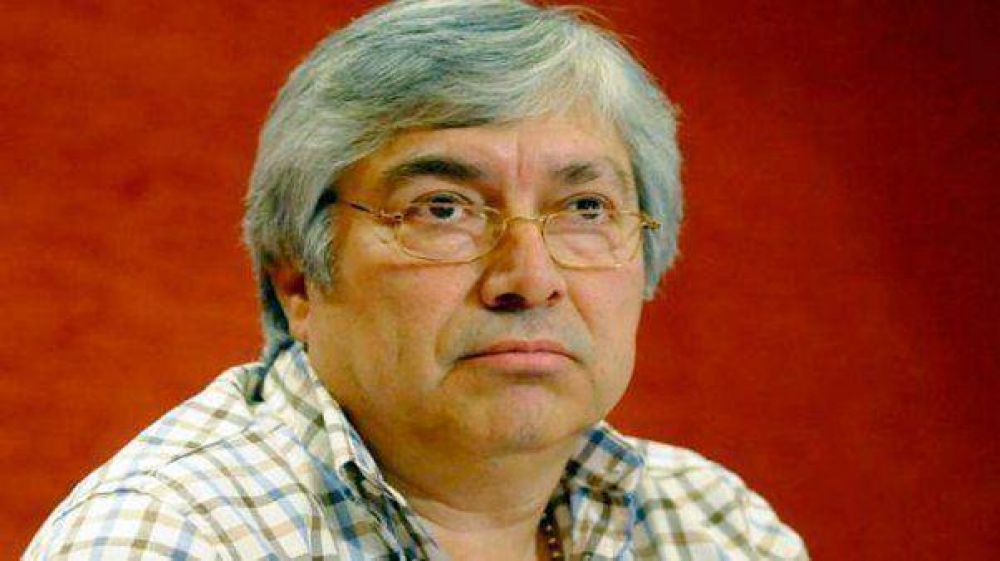 L�zaro B�ez: quieren saber de qui�n es un campo en Uruguay
