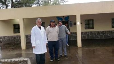 La fuerte lluvia inund� escuelas en Valle Viejo