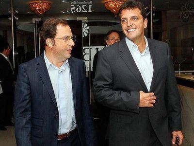 Tras su incorporaci�n al massismo, Giustozzi llam� a �darle fuerza a un nuevo ciclo�