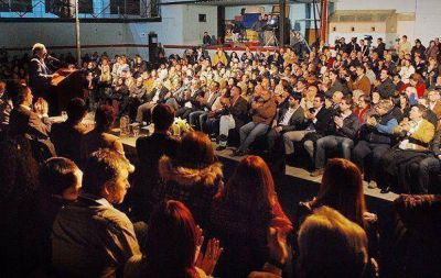 "No le vamos a hacer el juego a nadie en particular", afirm� Dar�o Giustozzi