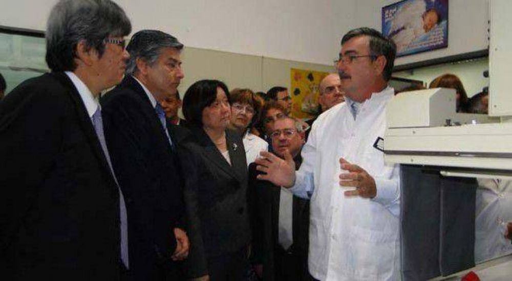 El hospital Pedi�trico recibi� un nuevo equipo de Rayos X