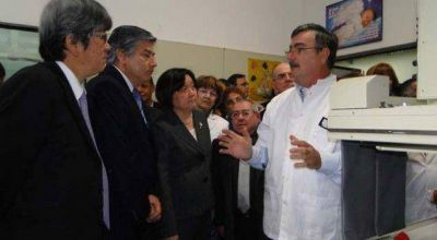 El hospital Pedi�trico recibi� un nuevo equipo de Rayos X