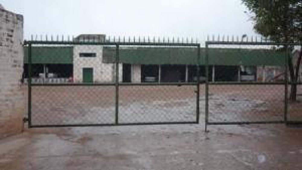 Roban la Cooperativa La Uni�n mientras a metros celebraban el d�a de la Polic�a