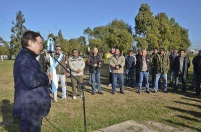 EL INTENDENTE DAR�O D�AZ P�REZ ENCABEZ� UN NUEVO Y MERECIDO HOMENAJE A LOS CA�DOS EN MALVINAS