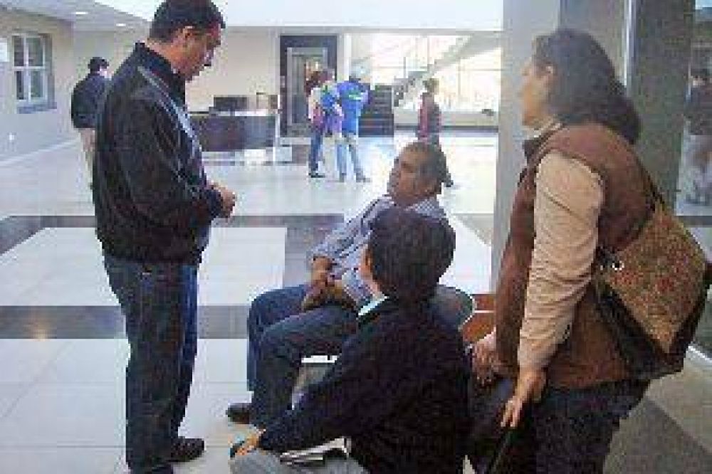 A trav�s del celular de "Pato" la querella busca llegar al asesino