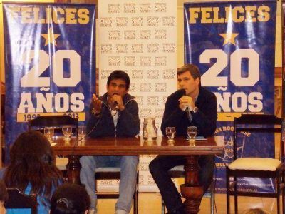 Hugo Ibarra brind� una charla en el Concejo Deliberante