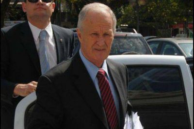 Amenazan al juez Vienna y al ministro Ra�l Lamberto